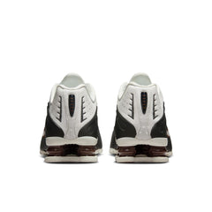 NIKE Shox R4 Womens Sneakers