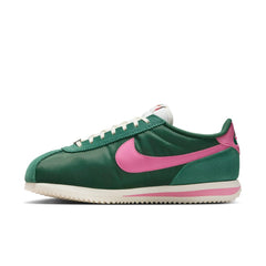 NIKE Cortez Womens Sneakers