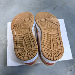 DISPLAY - Nike Womens Air Jordan 1 Low SE Sneakers - 'Twine'