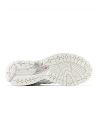 NEW BALANCE 2002 "Gore-Tex" White Unisex Sneakers