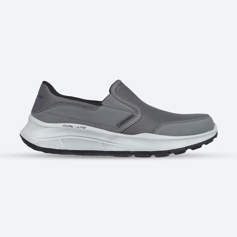 Men's Wide Fit Skechers 232515 Equalizer 5.0 Persistable Walking Trainers