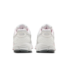 NIKE Zoom Vomero 5 Womens Sneakers