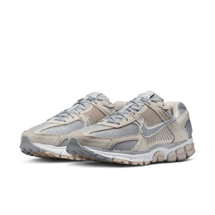 NIKE Zoom Vomero 5 Mens Sneakers