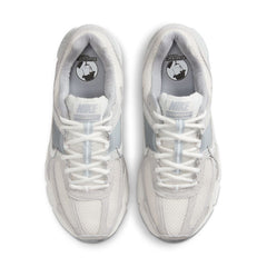 NIKE Zoom Vomero 5 Womens Sneakers