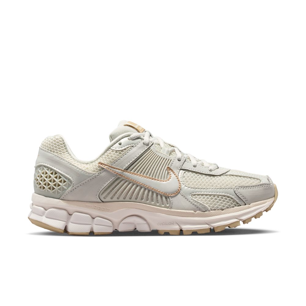 NIKE Zoom Vomero 5 Women's Sneakers