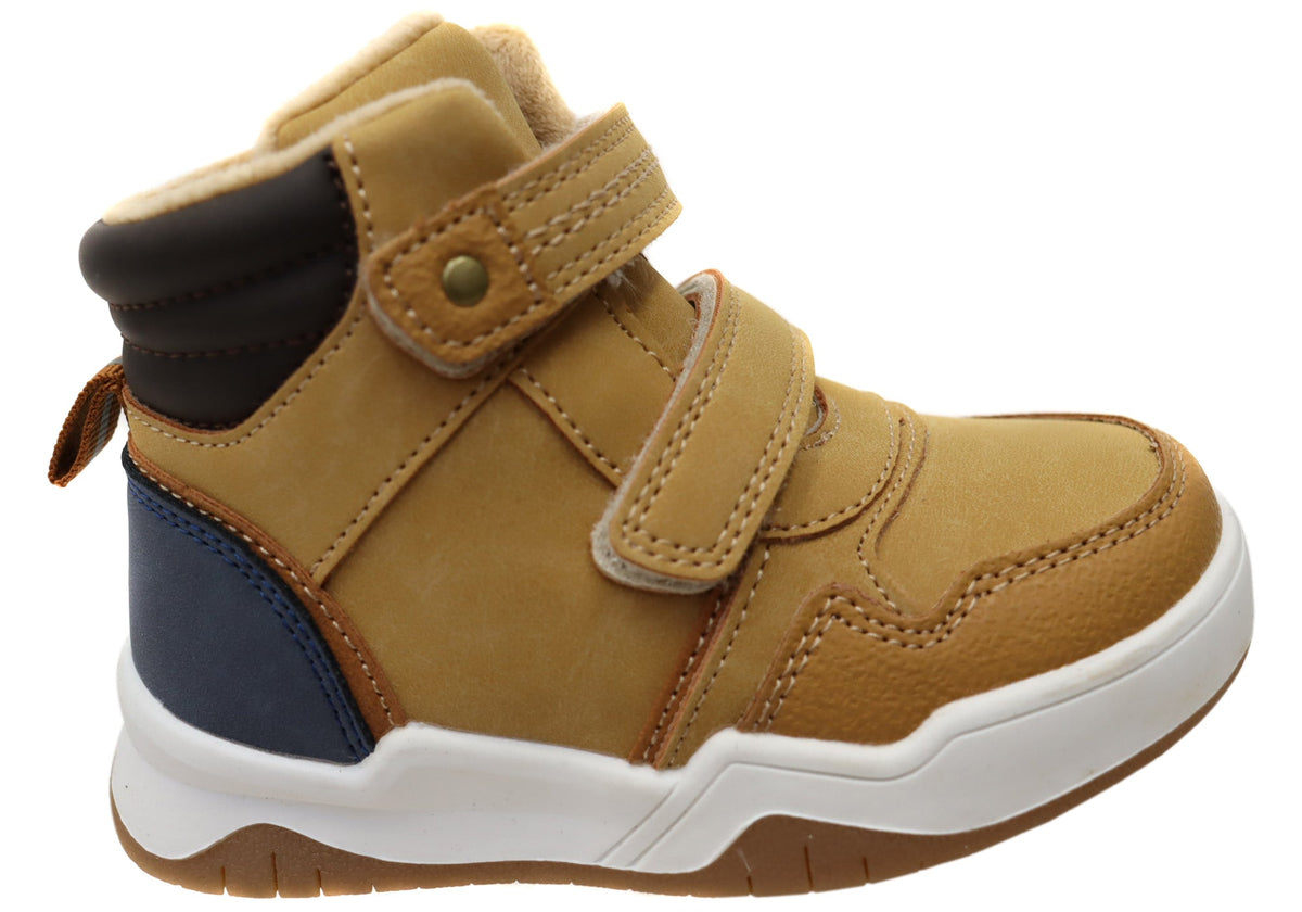 Grosby Alfie Boys Kids Comfortable Boots With Adjustable Straps