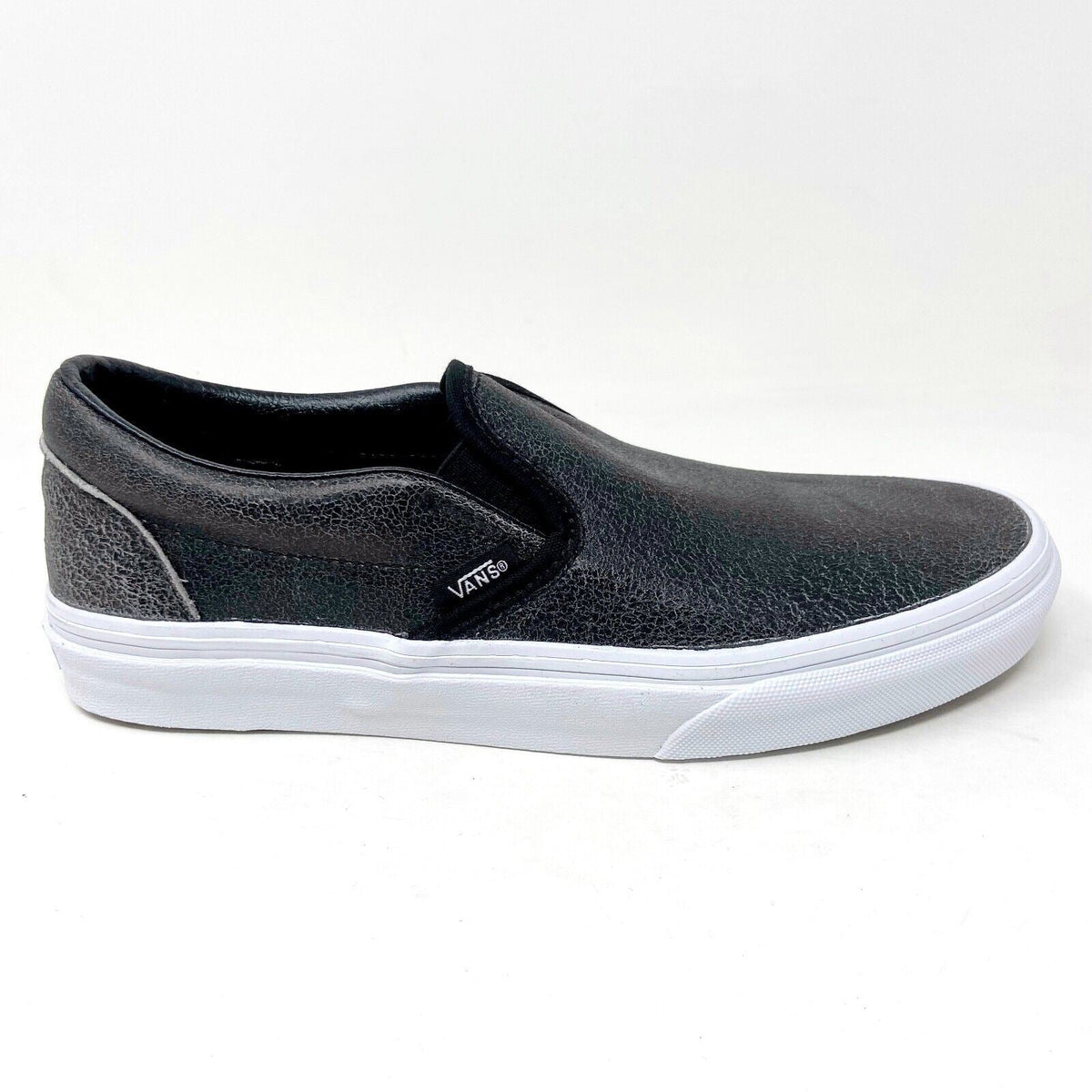 Vans Classic Slip On (Cracked Leather) Black White Womens Casual Shoes